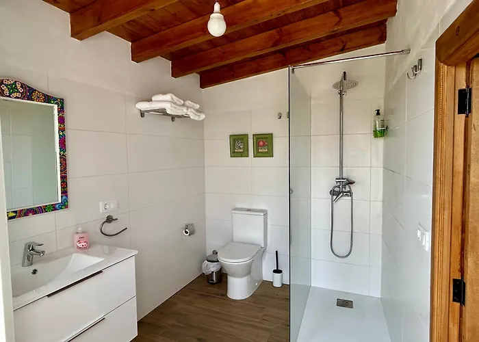 Casa Canaria Tradicional Rosalia 로스실로스